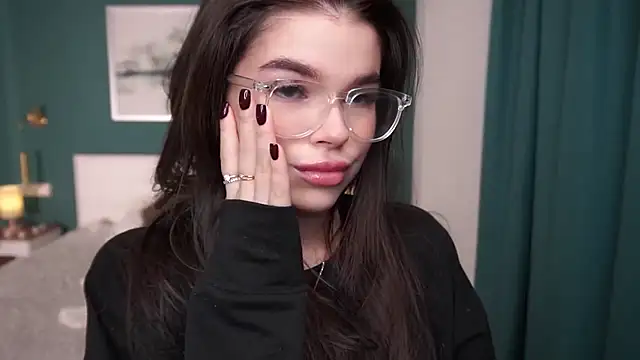 HollisHearl online show from 09-21-25, 07:13