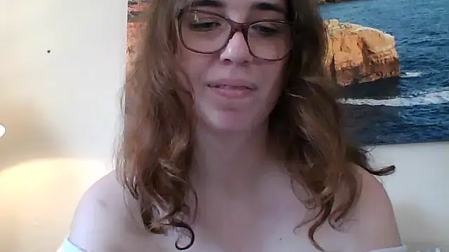 Snapshot of sweetsocalgirl chatting on 02-22-26, 10:11 sweetsocalgirl online show from 02-22-26, 10:11