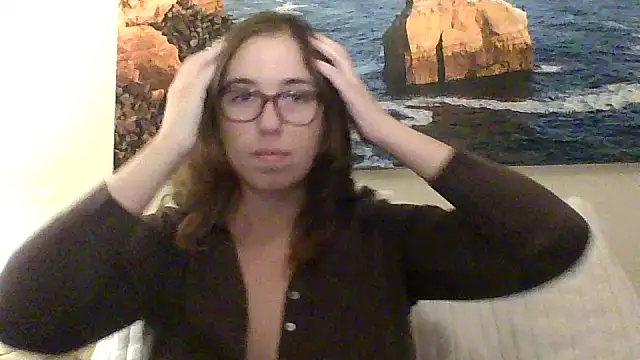 Snapshot of sweetsocalgirl chatting on 02-04-26, 04:07 sweetsocalgirl online show from 02-04-26, 04:07