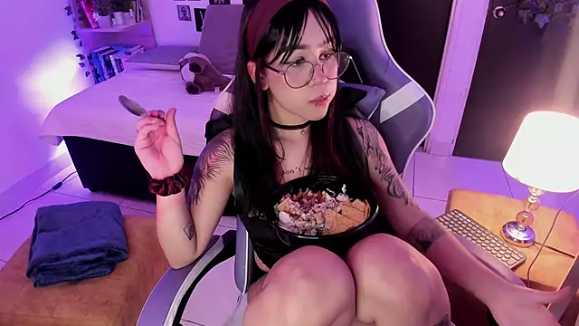 Liz rogers x online show from 11-09-25, 01:53