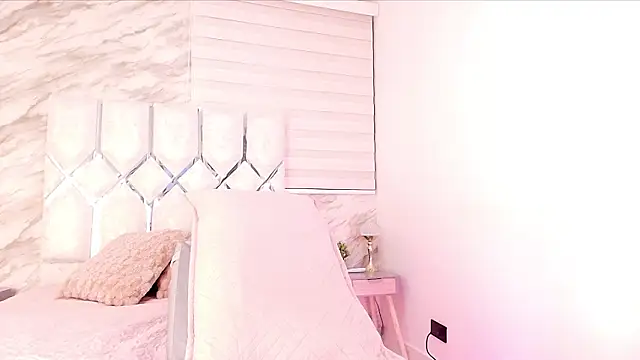 cataleya ebony  online show from 03-07-26, 03:57