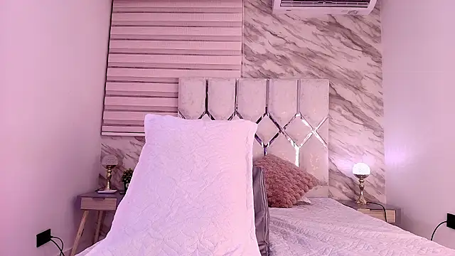 cataleya ebony  online show from 02-10-26, 03:05