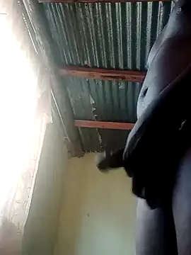 Snapshot of franceew chatting on 11-15-25, 11:14 franceew online show from 11-15-25, 11:14