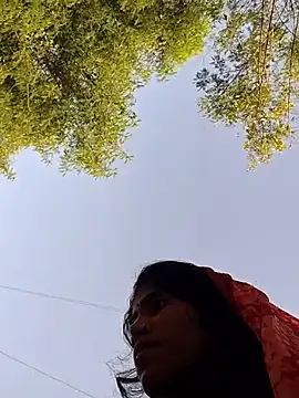 Snapshot of Sabnam_sony chatting on 09-22-25, 02:17 Sabnam sony online show from 09-22-25, 02:17