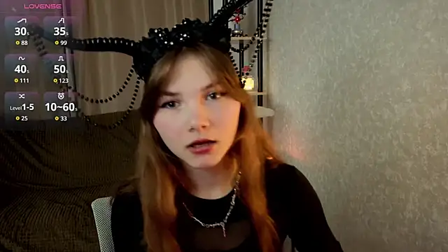 Nika OMG online show from 10-31-25, 09:00