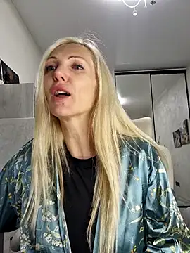 Monna online show from 10-03-25, 02:18