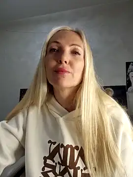 Monna online show from 04-19-26, 03:13