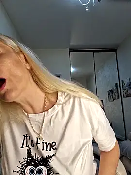 Monna online show from 05-19-26, 02:57