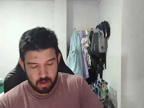 Axel11113 online show from 12-17-25, 01:43