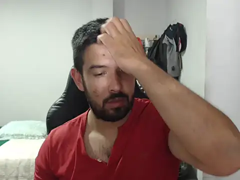 Axel11113 online show from 11-29-25, 02:44