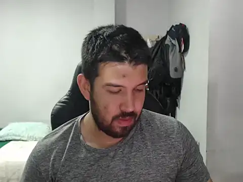 Axel11113 online show from 11-28-25, 02:34