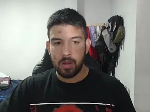 Snapshot of Axel11113 chatting on 09-30-25, 03:12 Axel11113 online show from 09-30-25, 03:12