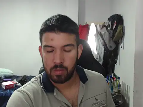 Snapshot of Axel11113 chatting on 10-03-25, 03:30 Axel11113 online show from 10-03-25, 03:30