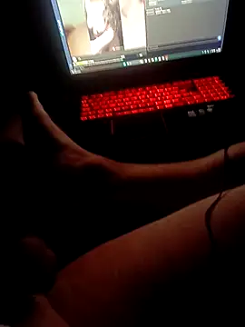 qwenqq online show from 11-02-25, 10:48