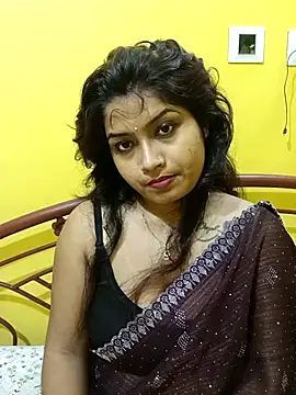 Snapshot of Naughty-Chaaya chatting on 10-12-25, 05:25 Naughty-Chaaya online show from 10-12-25, 05:25