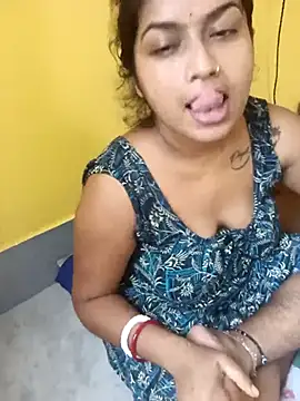 Snapshot of Naughty-Chaaya chatting on 09-19-25, 10:08 Naughty-Chaaya online show from 09-19-25, 10:08