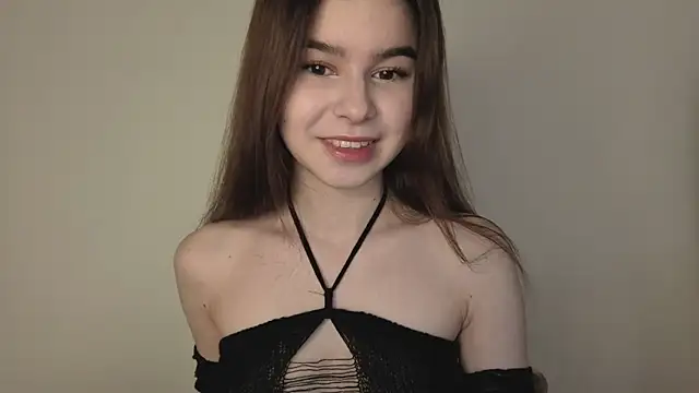 Snapshot of sladkoezzzka chatting on 10-13-25, 05:25 sladkoezzzka online show from 10-13-25, 05:25