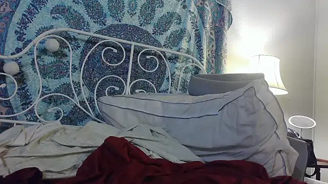 g0lden are0las89 online show from 09-21-25, 12:27