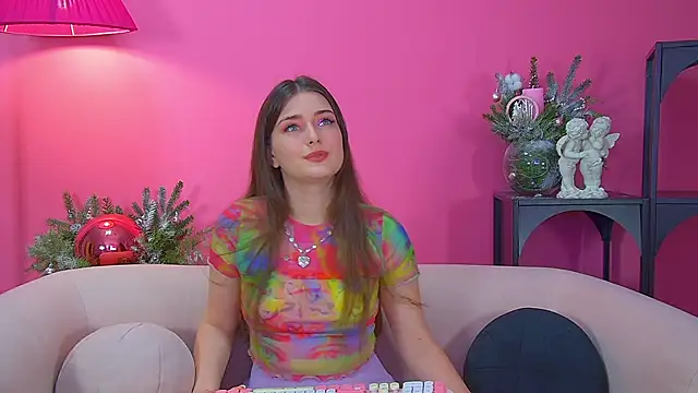 JessicaJewells online show from 12-16-25, 06:39