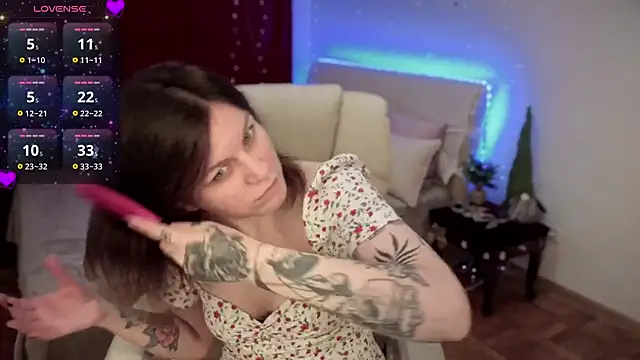 TinaMelt online show from 11-11-25, 06:36