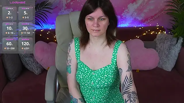 TinaMelt online show from 04-17-26, 06:55