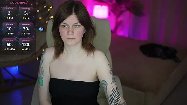 TinaMelt online show from 05-05-26, 06:44