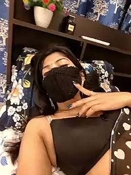 priya 26 online show from 11-18-25, 11:15