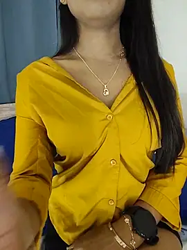 priya 26 online show from 07-16-26, 04:37