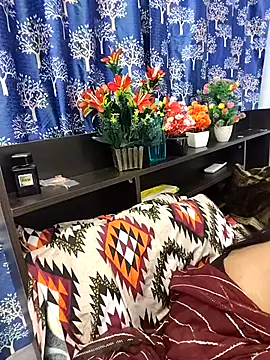 priya 26 online show from 12-13-25, 08:04