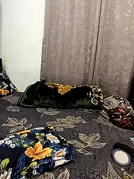 priya 26 online show from 02-13-26, 04:18