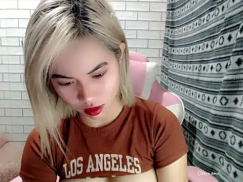 Rainea149 online show from 11-03-25, 05:01