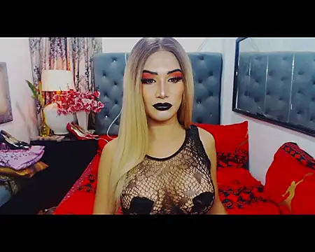 Snapshot of Mistress4fun chatting on 03-28-26, 02:18 Mistress4fun online show from 03-28-26, 02:18
