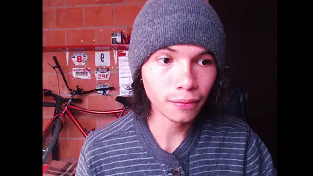 Xoxo Smiles online show from 09-24-25, 08:37