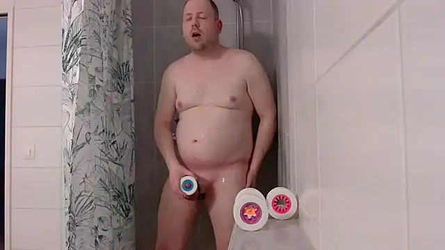 Snapshot of Hijuga chatting on 02-19-26, 02:58 Hijuga online show from 02-19-26, 02:58