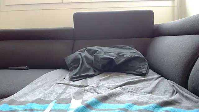 Snapshot of Hijuga chatting on 09-12-25, 04:18 Hijuga online show from 09-12-25, 04:18