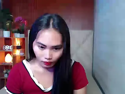 Snapshot of sluttyprincess0 chatting on 09-28-25, 10:39 sluttyprincess0 online show from 09-28-25, 10:39