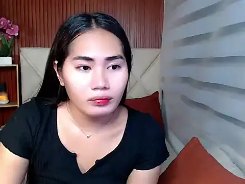 sluttyprincess0 online show from 12-18-25, 11:19