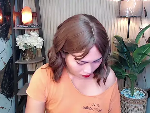 sluttyprincess0 online show from 02-12-26, 10:53