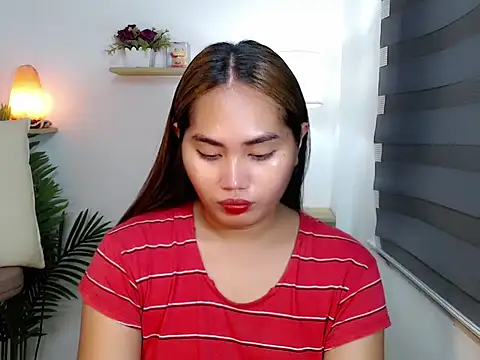 sluttyprincess0 online show from 04-19-26, 01:39