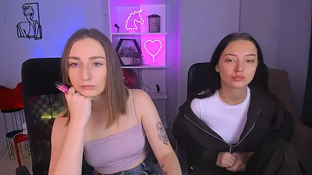 eva smiith  online show from 11-14-25, 06:39