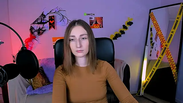 eva smiith  online show from 11-03-25, 06:40