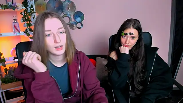 eva smiith  online show from 04-13-26, 05:55