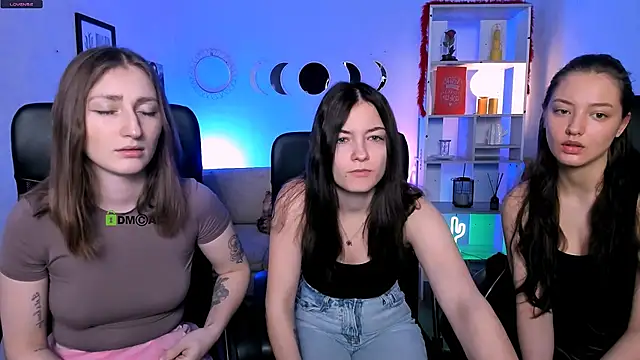 Snapshot of eva_smiith_ chatting on 02-26-26, 06:46 eva smiith online show from 02-26-26, 06:46