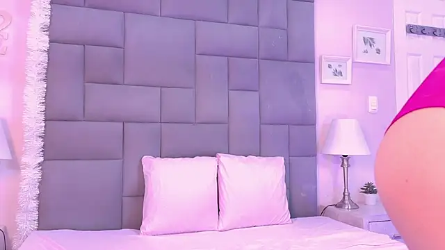 Noah Bells online show from 12-20-25, 11:57