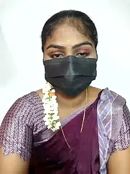 Snapshot of Tamil_Princess12 chatting on 01-08-26, 06:14 Tamil Princess12 online show from 01-08-26, 06:14