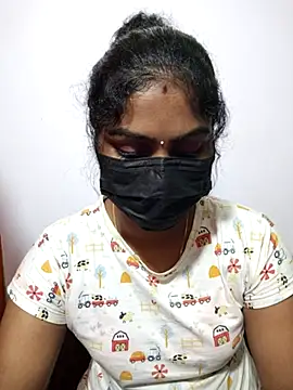 Snapshot of Tamil_Princess12 chatting on 11-04-25, 09:46 Tamil Princess12 online show from 11-04-25, 09:46