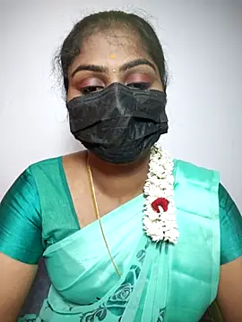 Snapshot of Tamil_Princess12 chatting on 03-01-26, 05:46 Tamil Princess12 online show from 03-01-26, 05:46