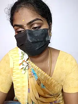 Snapshot of Tamil_Princess12 chatting on 01-06-26, 05:50 Tamil Princess12 online show from 01-06-26, 05:50