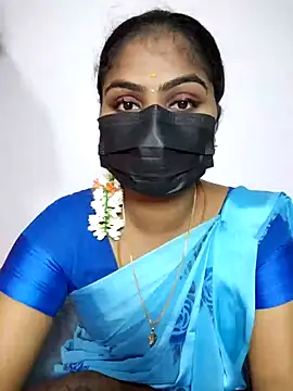 Snapshot of Tamil_Princess12 chatting on 01-11-26, 04:03 Tamil Princess12 online show from 01-11-26, 04:03