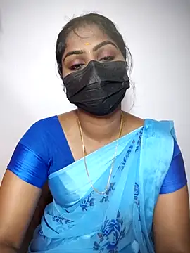 Snapshot of Tamil_Princess12 chatting on 02-26-26, 06:41 Tamil Princess12 online show from 02-26-26, 06:41